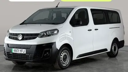 Used Vauxhall Vivaro 100 kW (136 HP) 2022 White MPV