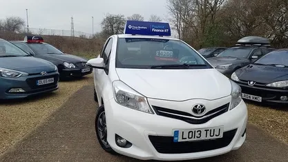 Used Toyota Yaris Edition 69 HP (50 kW) 2013 Hatchback