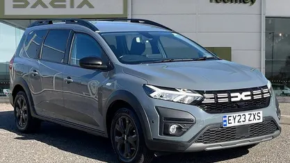 Grey Used 2023 Dacia Jogger Extreme MPV | £14,995 (Fair price)