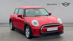 Chili red Used 2021 Mini Cooper Classic Hatchback | £16,895 (Fair price)