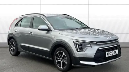 Grey Used 2023 Kia Niro SUV | £18,599 (Good price)