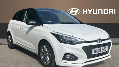 Used Hyundai i20 84 HP (61 kW) 2019 White Hatchback