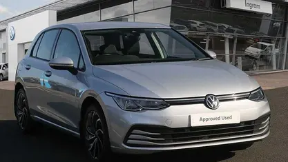 Used VW Golf VIII Life 131 HP (96 kW) 2023 Hatchback