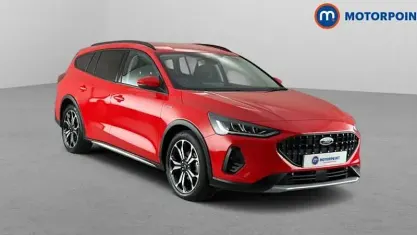 Used Ford Focus Active X 155 HP (114 kW) 2023 Red Estate
