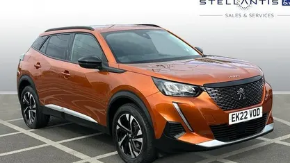 Used Peugeot 2008 Allure Premium 131 HP (96 kW) 2022 Orange SUV