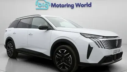 Used Peugeot 5008 Allure 136 HP (100 kW) 2025 White SUV