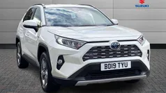 White Used 2019 Toyota RAV4 Hybrid Design SUV | £22,475 (Fair price)