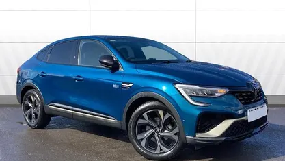 Begagnad Renault Arkana Engineered 143 HK (105 kW) 2023 Blå SUV