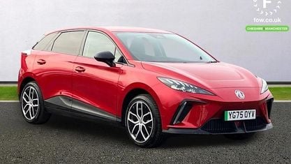 Używany MG MG4 EV Trophy 150 kW (204 KM) 2025 Czerwony Hatchback