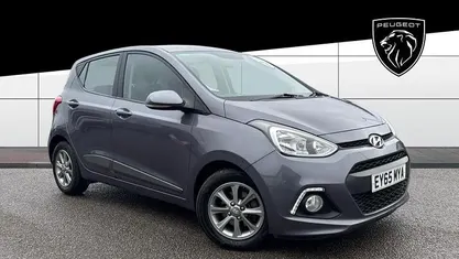 Used Hyundai i10 Premium 87 HP (63 kW) 2015 Hatchback