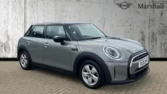 Used 2021 Mini Cooper Classic Hatchback | £16,058 (Fair price)