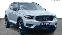 Glacier silver Used 2022 Volvo XC40 R-Design SUV | £28,425 (Fair price)