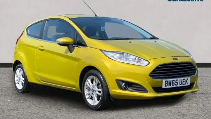 Usado Ford Fiesta Zetec 82 CV (60 kW) 2016 Amarillo Utilitario