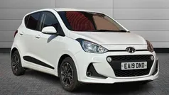 Polar white Used 2019 Hyundai i10 Premium Hatchback | £6,995 (Good price)