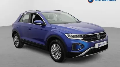 Used VW T-Roc Life 110 HP (80 kW) 2023 Blue SUV