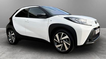 Usado Toyota Aygo X 72 CV (52 kW) 2025 SUV