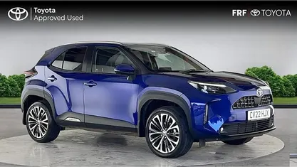 Used 2025 Toyota Yaris Hybrid Estate | £22,290 (Good price)