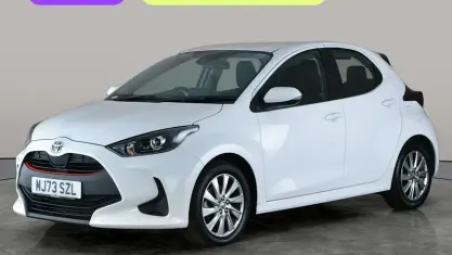 Käytetty Toyota Yaris Hybrid 116 HP (85 kW) 2026 Viistoperä