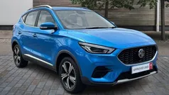 Blue Used 2022 MG ZS Excite Sedan | £11,500 (Fair price)