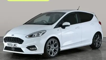 Begagnad Ford Fiesta ST-Line 125 HK (91 kW) 2020 Vit Halvkombi