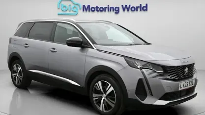 Used Peugeot 5008 Allure+ 131 HP (96 kW) 2023 Grey SUV