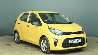 Used Kia Picanto 67 HP (49 kW) 2023 Yellow Hatchback