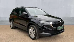 Black Used 2024 Skoda Karoq SE Drive SUV | £23,537 (Fair price)