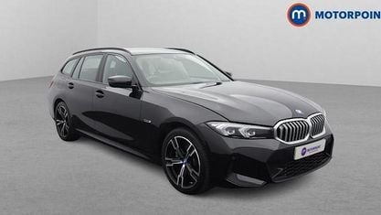 Usado BMW 330e M Sport 292 HP (214 kW) 2023 Preto Carrinha