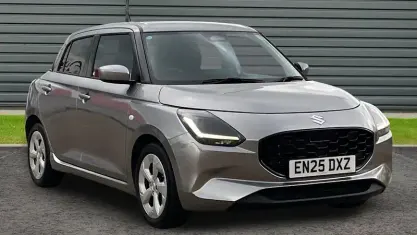 Second-hand Suzuki Swift 82 CP (60 kW) 2025 Argintiu Hatchback