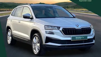 Used 2024 Skoda Karoq SE Drive SUV | £21,737 (Fair price)