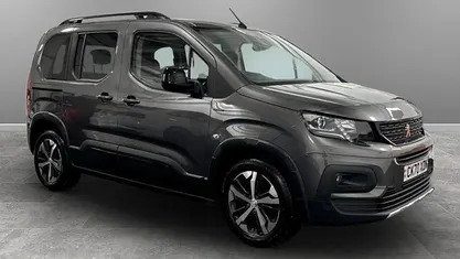 Usado Peugeot Rifter GT-line 131 HP (96 kW) 2020 Monovolume