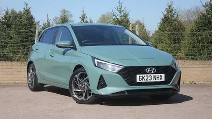 Used Hyundai i20 Premium 101 HP (74 kW) 2023 Hatchback