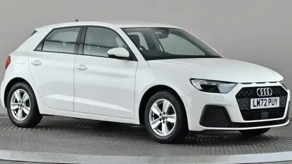 Used Audi A1 Sportback 95 HP (69 kW) 2022 White Hatchback