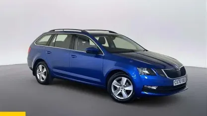 Usado Skoda Octavia SE Technology 116 CV (85 kW) 2020 Azul Familiar