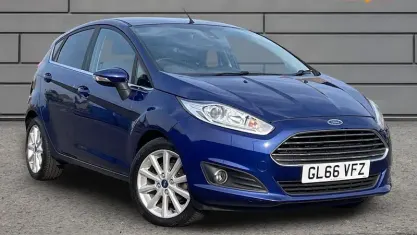 Used Ford Fiesta Titanium 101 HP (74 kW) 2017 Blue Hatchback