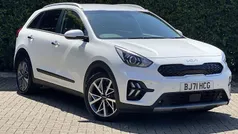 White Used 2021 Kia Niro 3 SUV | £17,699 (Fair price)