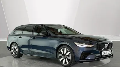 Used Volvo V90 Plus 349 HP (256 kW) 2025 Estate