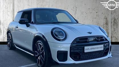 Usado Mini Cooper Hatch 114 kW (156 HP) 2025 Branco Citadino