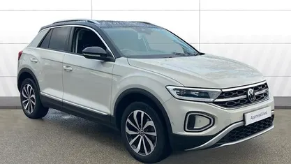 Used 2025 VW T-Roc Style SUV | £20,971 (Fair price)