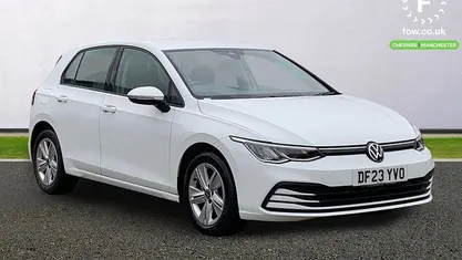 Used VW Golf VIII Life 150 HP (110 kW) 2023 Hatchback