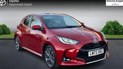 Used 2025 Toyota Yaris Hybrid Hatchback | £19,584 (Fair price)