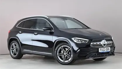 Käytetty Mercedes GLA200 Executive 163 HP (119 kW) 2022 Musta Katumaasturi