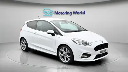 Second-hand Ford Fiesta ST-Line X 101 CP (74 kW) 2018 Alb Hatchback