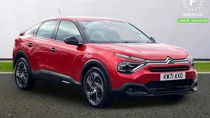 Used Citroën C4 PureTech 101 HP (74 kW) 2022 Red Hatchback