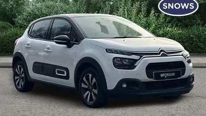 Used Citroën C3 PureTech 110 HP (80 kW) 2024 White Hatchback