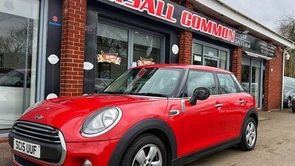 Begagnad Mini ONE Hatch 102 HK (75 kW) 2017 Halvkombi