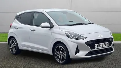Grey Used 2024 Hyundai i10 Premium Hatchback | £14,990 (Fair price)