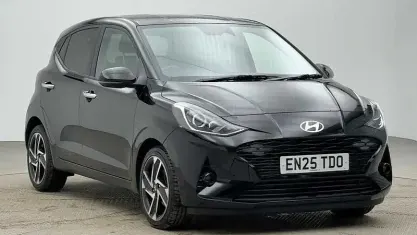 Used Hyundai i10 Premium 79 HP (58 kW) 2025 Black Hatchback
