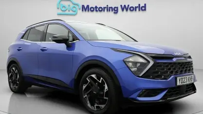 Usado Kia Sportage GT-Line 150 HP (110 kW) 2023 Azul SUV