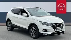 White Used 2019 Nissan Qashqai N-Connecta SUV | £14,304 (Fair price)